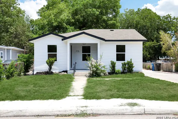 775 Yucca St, San Antonio, TX 78220