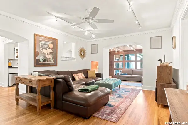 131 Harmon, San Antonio, TX 78209 - #3