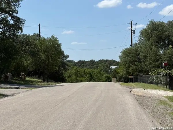 814 Cypress Pass Rd, Spring Branch, TX 78070