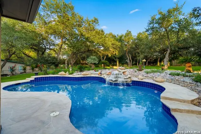 22175 Quiet Moon Dr., San Antonio, TX 78266 - #3
