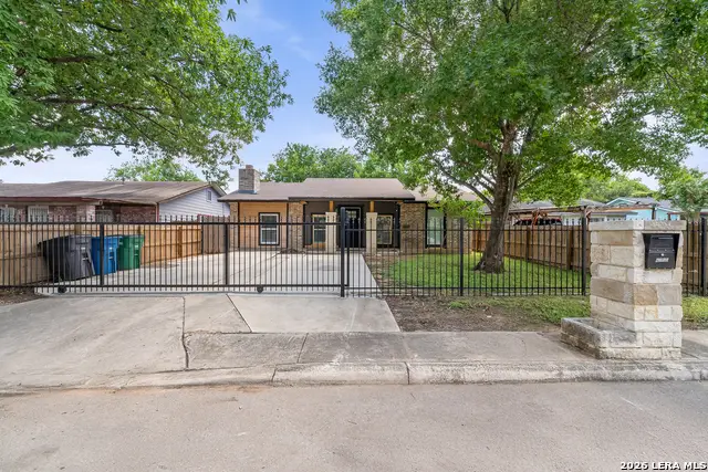 6750 Paradise Oak Dr, San Antonio, TX 78227 - #1