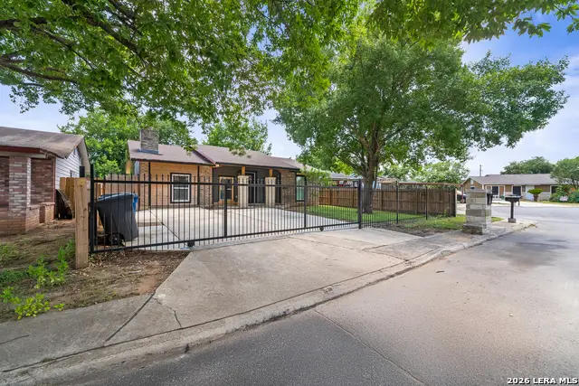 6750 Paradise Oak Dr, San Antonio, TX 78227 - #3
