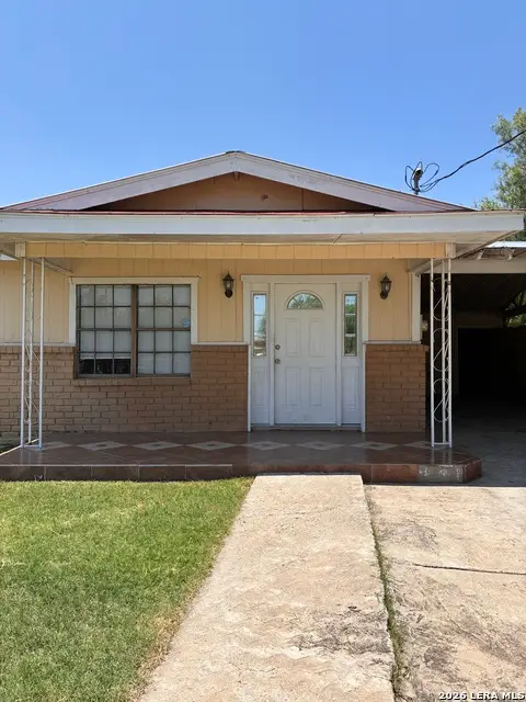 1398 Wilson St, Eagle Pass, TX 78852 - #2