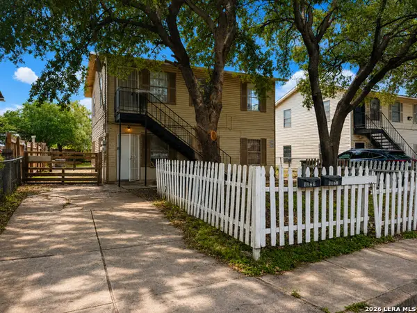 9027 Garnett Ave, San Antonio, TX 78221