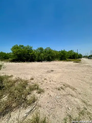 11 Dub Drive, Eagle Pass, TX 78852 - #3