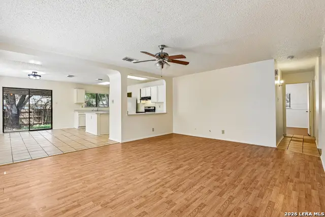 8142 Manderly Pl, Converse, TX 78109 - #3