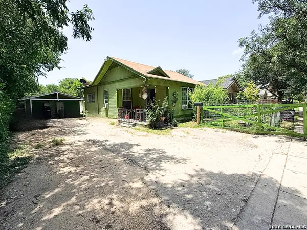 1110 W Lynwood Ave, San Antonio, TX 78201