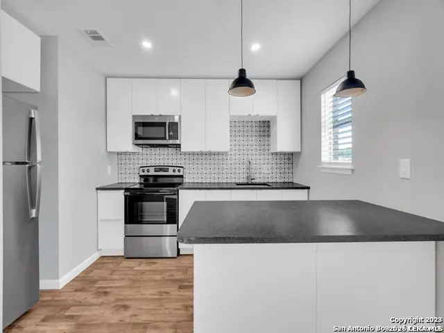 911 Vance Jackson #206J, San Antonio, TX 78201 - #1
