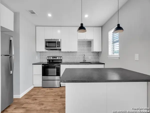 911 Vance Jackson #206J, San Antonio, TX 78201