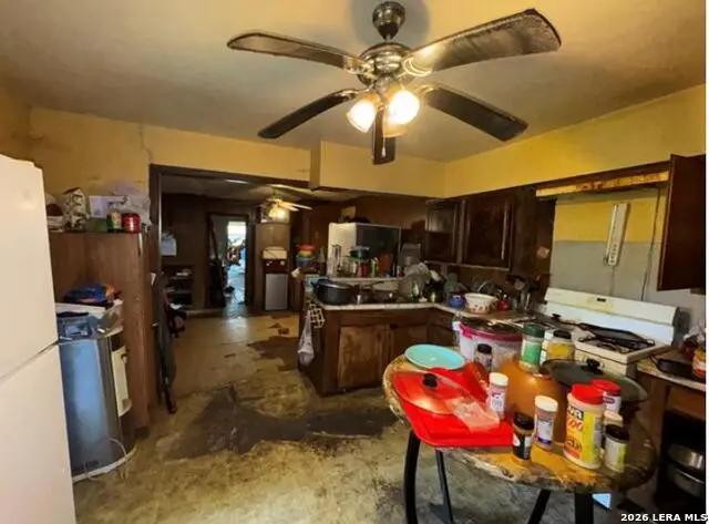 325 Mcnarney St, San Antonio, TX 78211 - #2