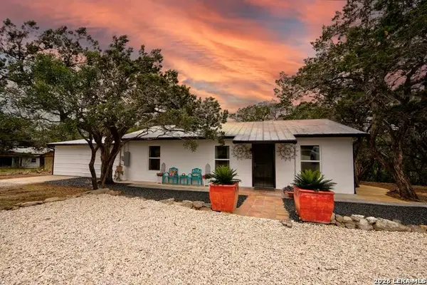 582 Blue Bill Cove Dr., Lakehills, TX 78063