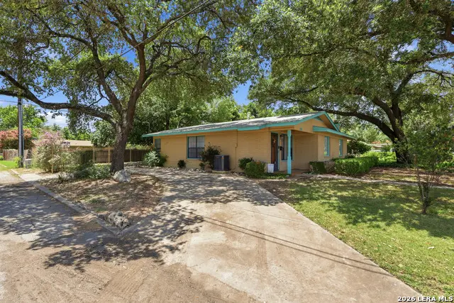 202 Chelsea Dr, San Antonio, TX 78213 - #3