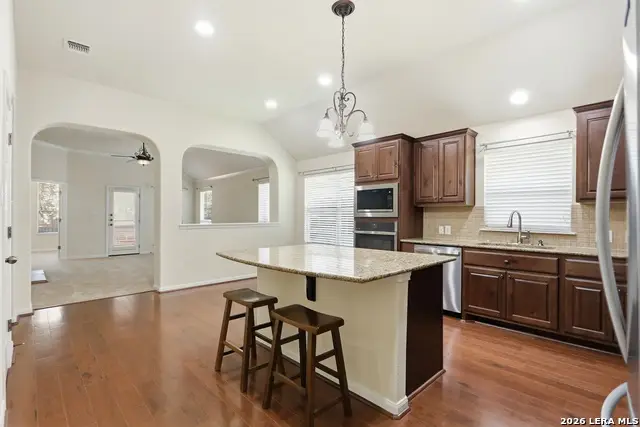 3350 Highline Trl, San Antonio, TX 78261 - #3