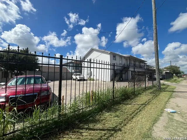 1618 Flores Ave, Laredo, TX 78040 - #3