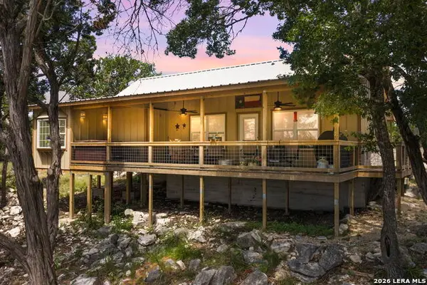 340 Connie Ln, Ingram, TX 78025