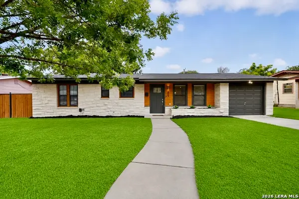 458 Maplewood Ln, San Antonio, TX 78216