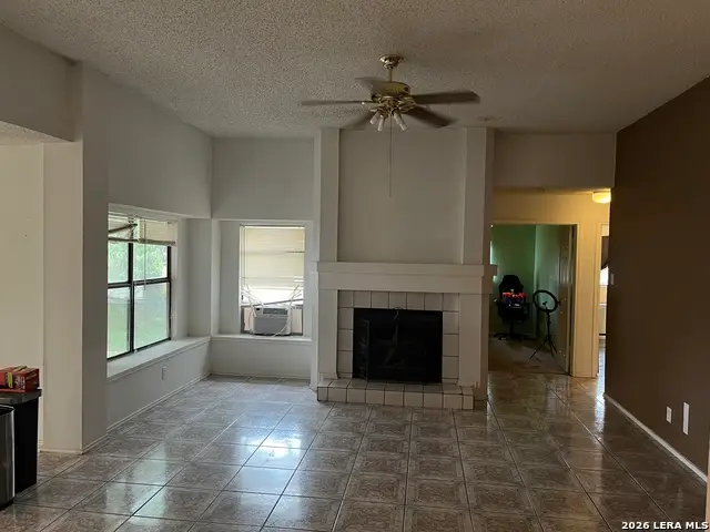 7102 Fallen Trail Dr, San Antonio, TX 78244 - #3