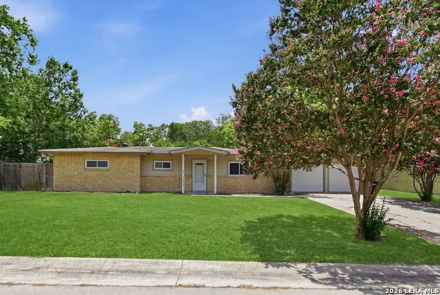 1032 S Mesquite, New Braunfels, TX 78130 - #3