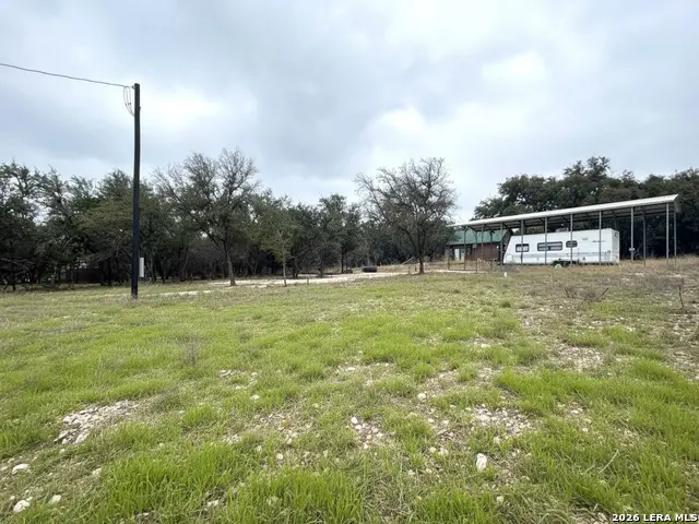 557 Squirrel Bnd, Uvalde, TX 78801 - #1
