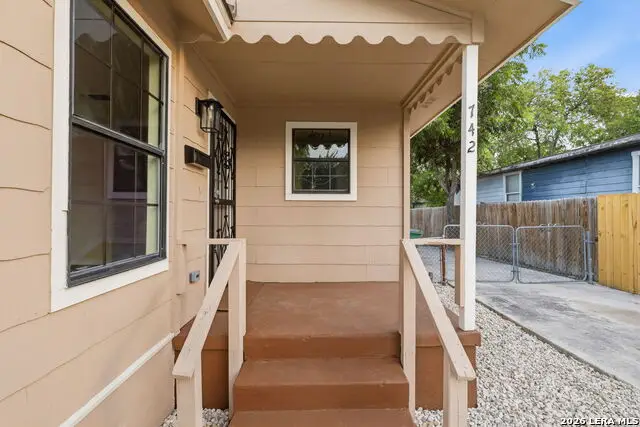 742 Royston Ave, San Antonio, TX 78225 - #3