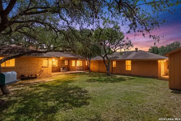304 Hill Country Ln, San Antonio, TX 78232