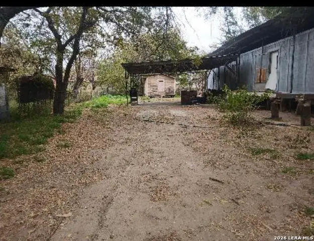 655 Avenue G, Poteet, TX 78065 - #1