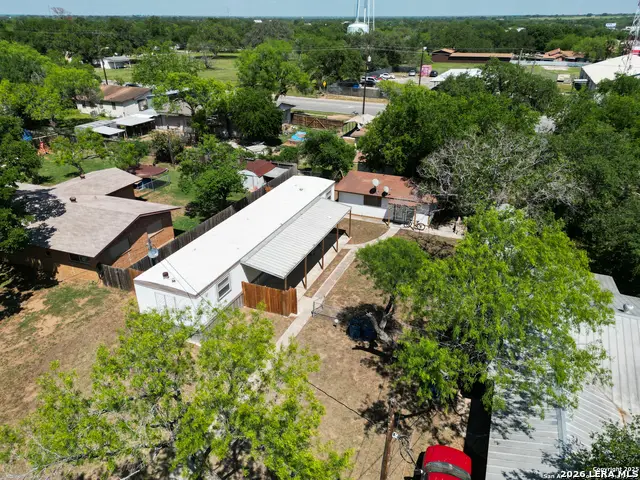 215 Greenlawn Ave, Pleasanton, TX 78064 - #1
