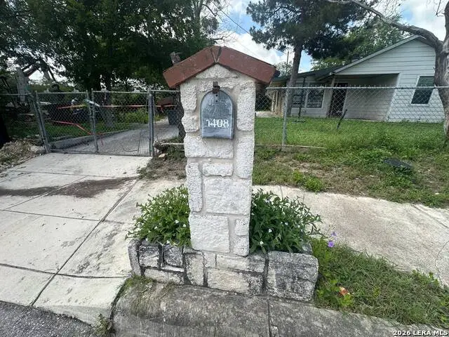 1408 W Gerald Ave, San Antonio, TX 78211 - #3