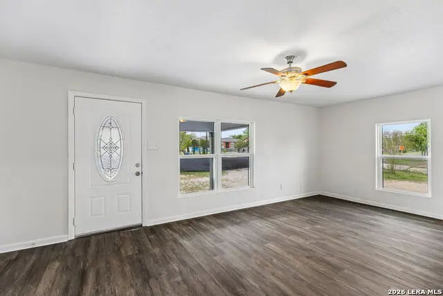 543 Hot Wells Blvd, San Antonio, TX 78223 - #2