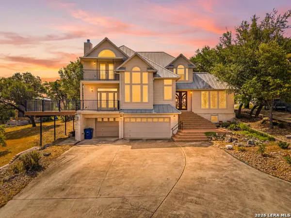 2417 Connie Dr, Canyon Lake, TX 78133