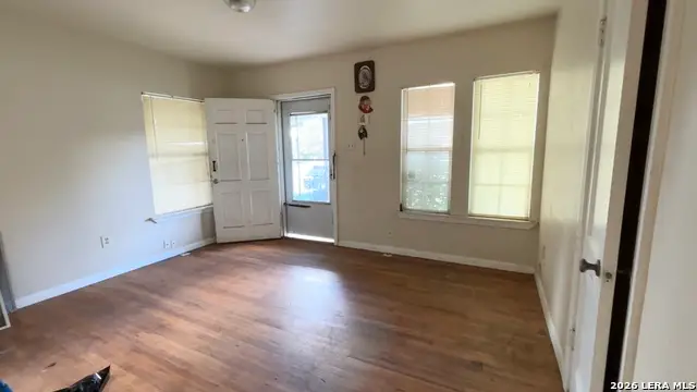 111 Ricardo St, San Antonio, TX 78237 - #2