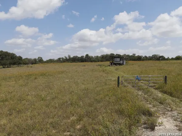 468 Maske Rd, Somerset, TX 78069