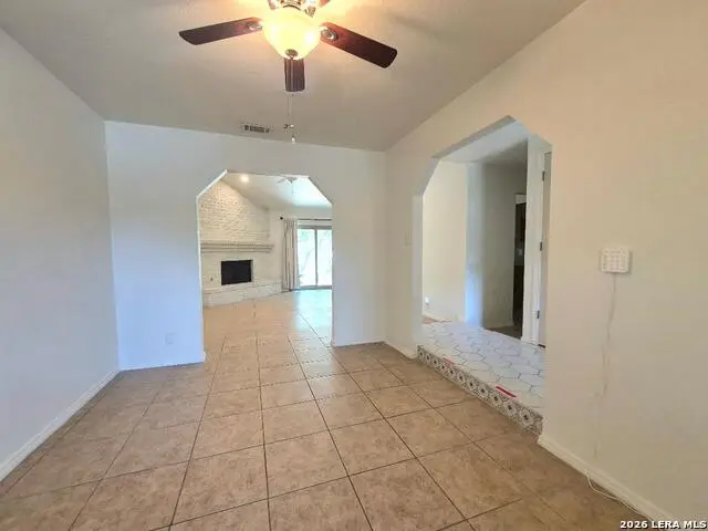 4908 Timber Trace St, San Antonio, TX 78250 - #3