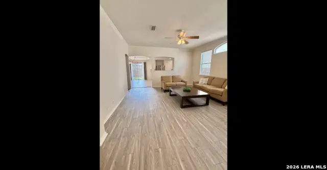 6215 Wexford Pl, San Antonio, TX 78240 - #2