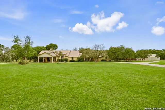 639 Sisterdale Rd, Boerne, TX 78006 - #1