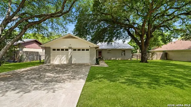 938 Lazy Trl, New Braunfels, TX 78130 - #1