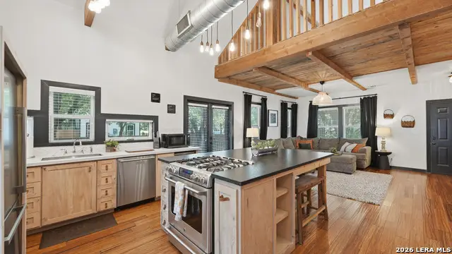 321 E Mistletoe, San Antonio, TX 78212 - #3
