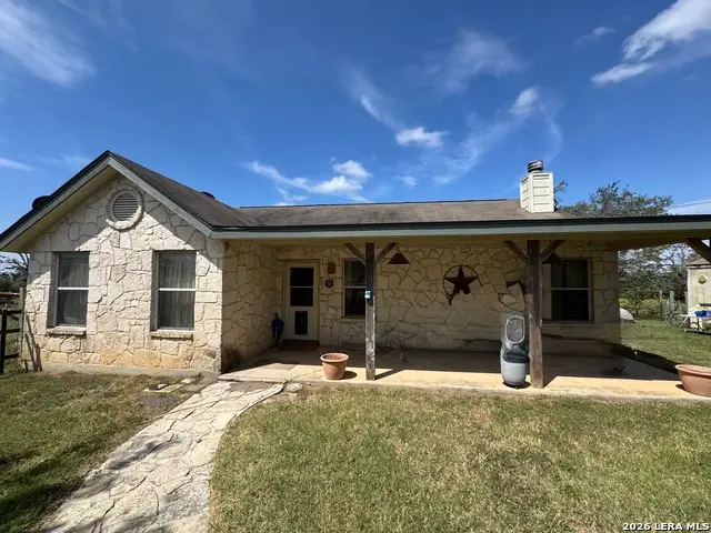 1864 Panther Hollow, Bandera, TX 78003 - #1
