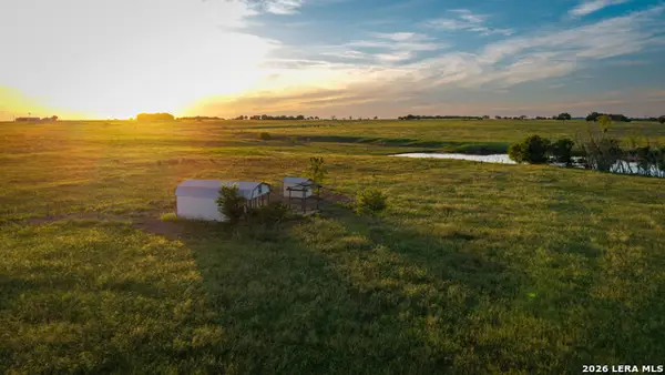 6932 Farm Market 532, Moulton, TX 77975