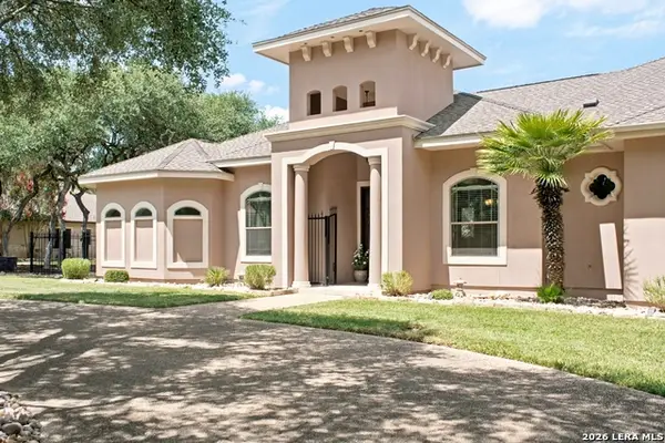21942 Paseo Corto Dr, Garden Ridge, TX 78266