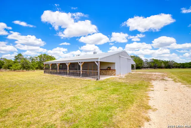 323 Buckskin Trl, Bandera, TX 78003 - #2