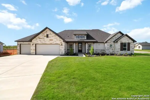 541 Alta Vista Drive, Pleasanton, TX 78064