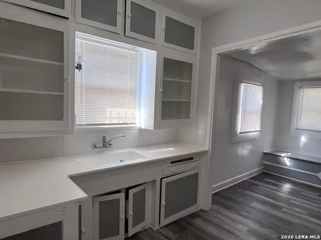 215 Jennings, San Antonio, TX 78225 - #2