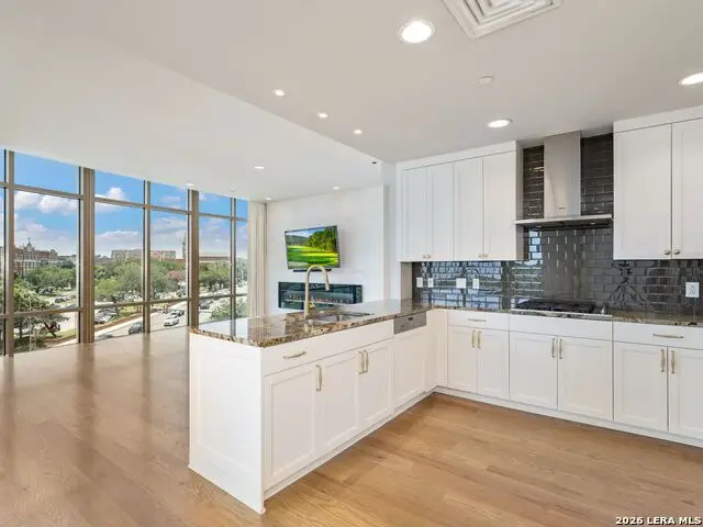 4242 Broadway Street #304, San Antonio, TX 78209 - #1