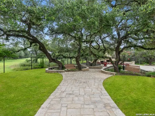 1041 Spanish Trl, New Braunfels, TX 78132 - #3