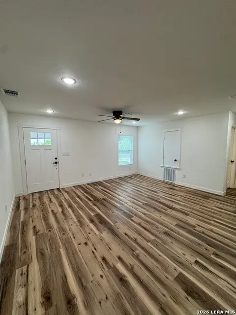 925 Coleman St, Poteet, TX 78065 - #3
