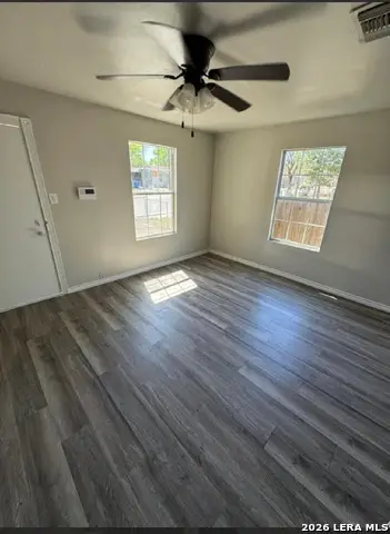 125 Smallwood Dr, San Antonio, TX 78210 - #2