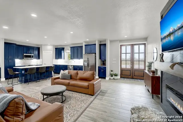 757 Joy Ln, Floresville, TX 78114 - #1