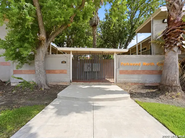 255 E Rampart Dr #109, San Antonio, TX 78216 - #2