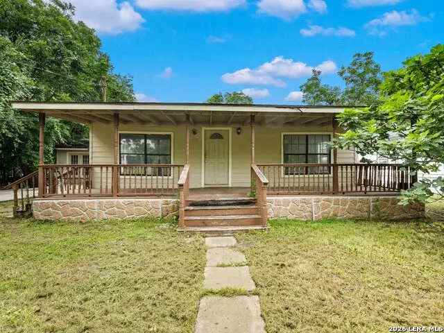 318 E Theissen Street, Boerne, TX 78006 - #2